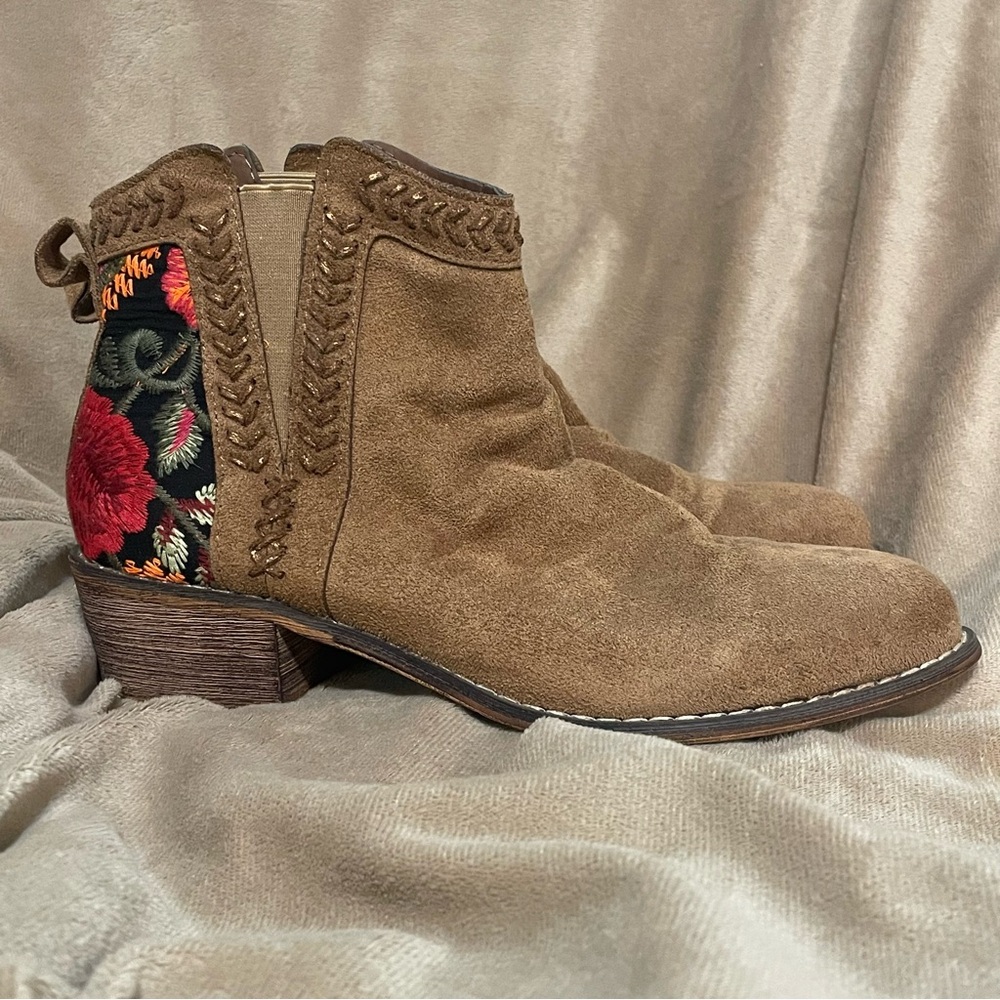 Boho Chic Blooms: Tiara Los Angeles Embroidered Suede Booties